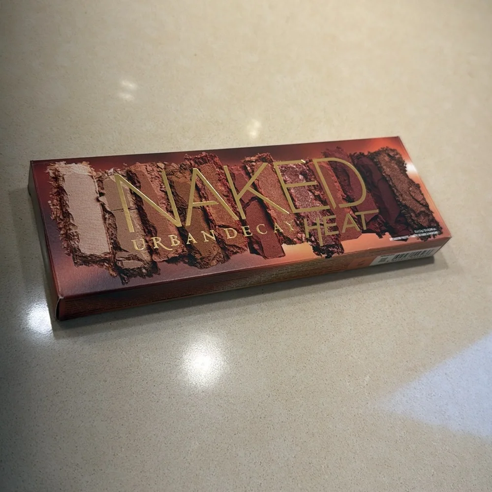 Urban‎ Decay Naked Heat Eyeshadow Palette - Warm Shades